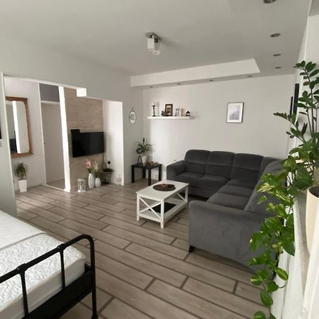 Apartment Tijana Бар Экстерьер фото
