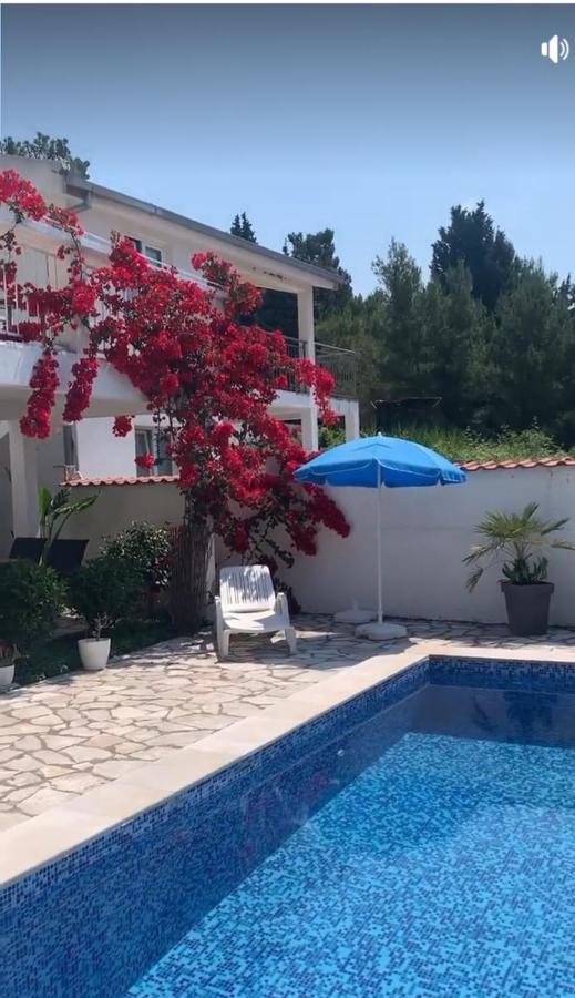 Apartment Tijana Бар Экстерьер фото